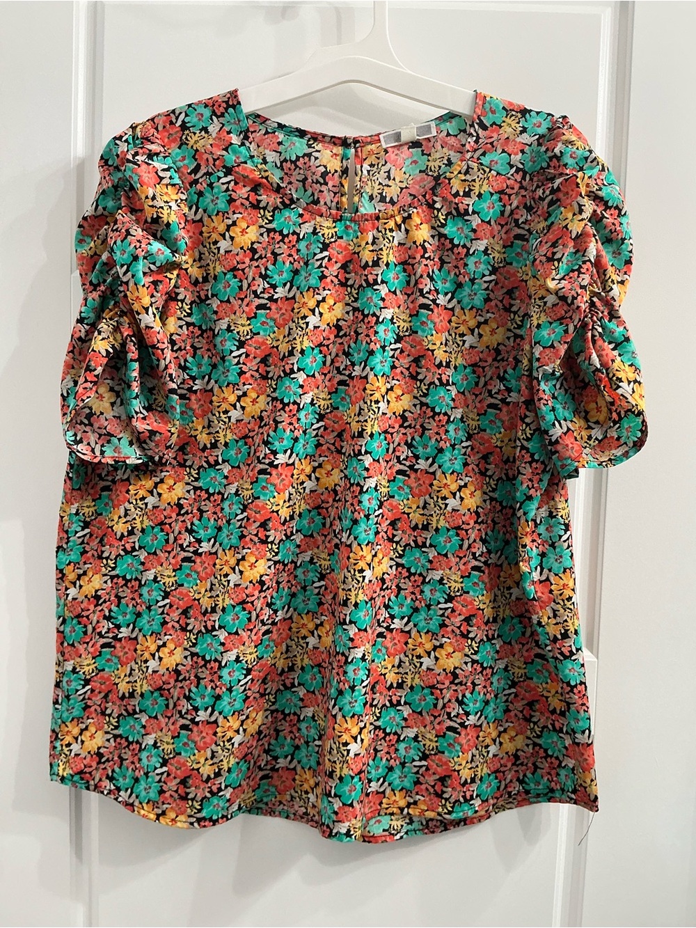 Floral Puff-Sleeve Blouse - Green Multi
